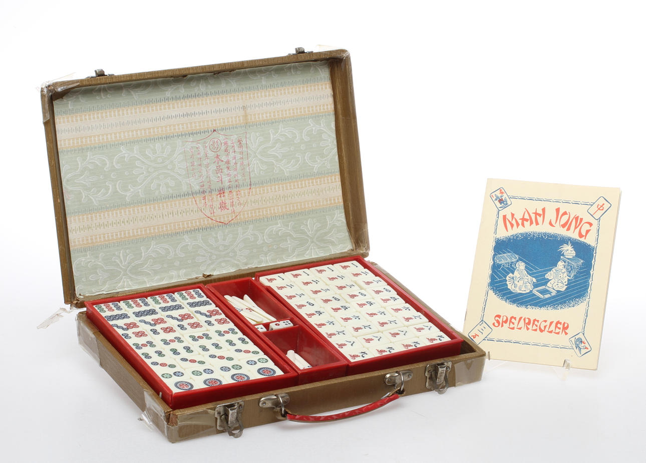 MAHJONGSPEL, 1900-talets andra hälft.