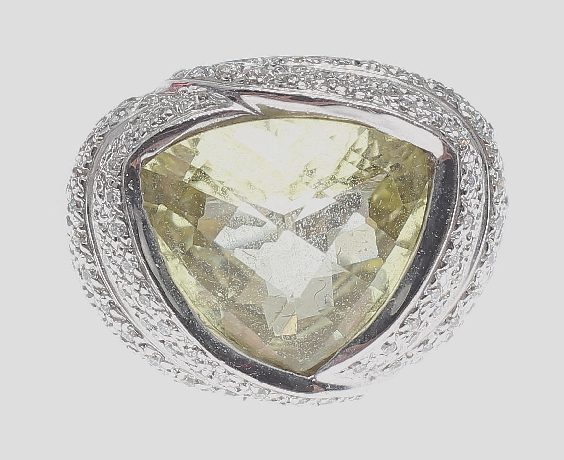 SILVERRING med grön ametist.