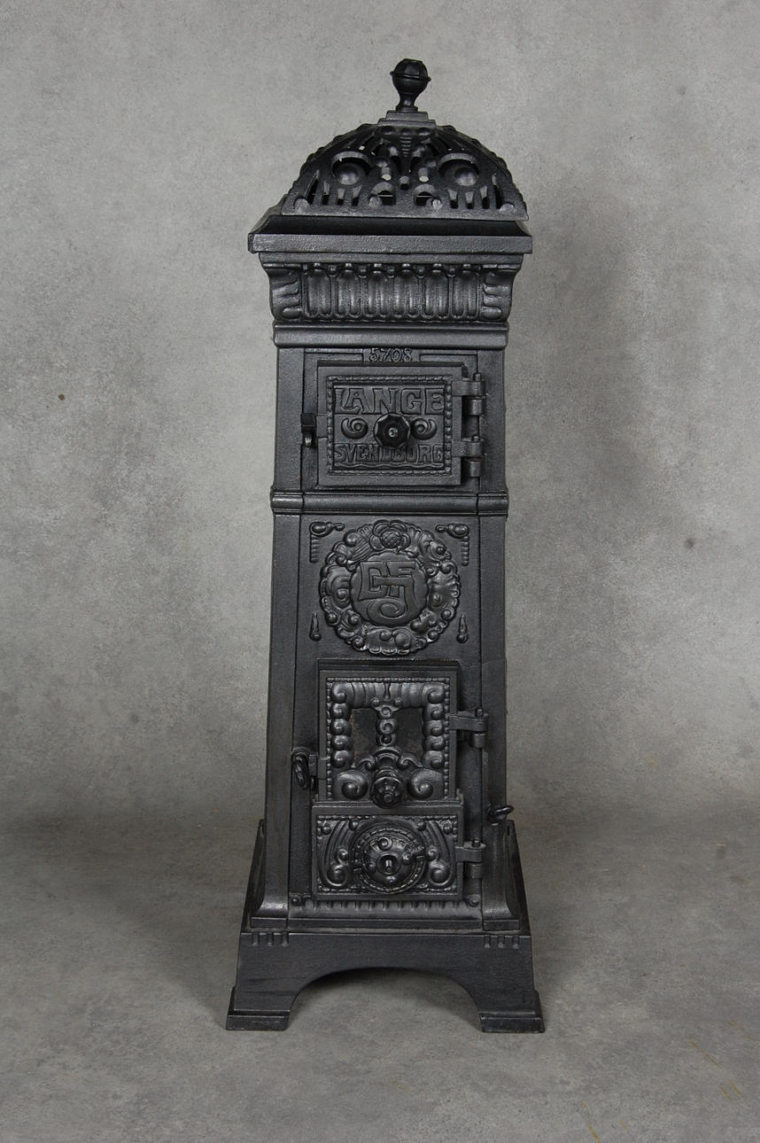 KAMIN, gjutjärn, Svendborg, Fyn, Danmark, 1800-tal.