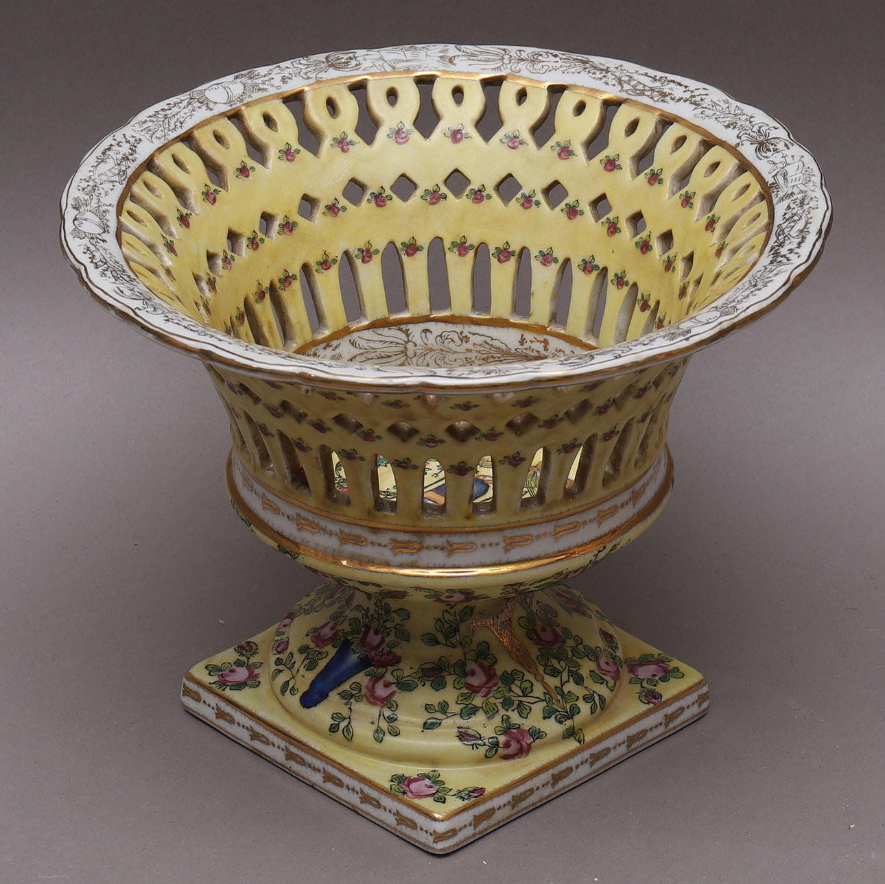 URNA, porcelain, Christine Cano for Nelson, Spain.