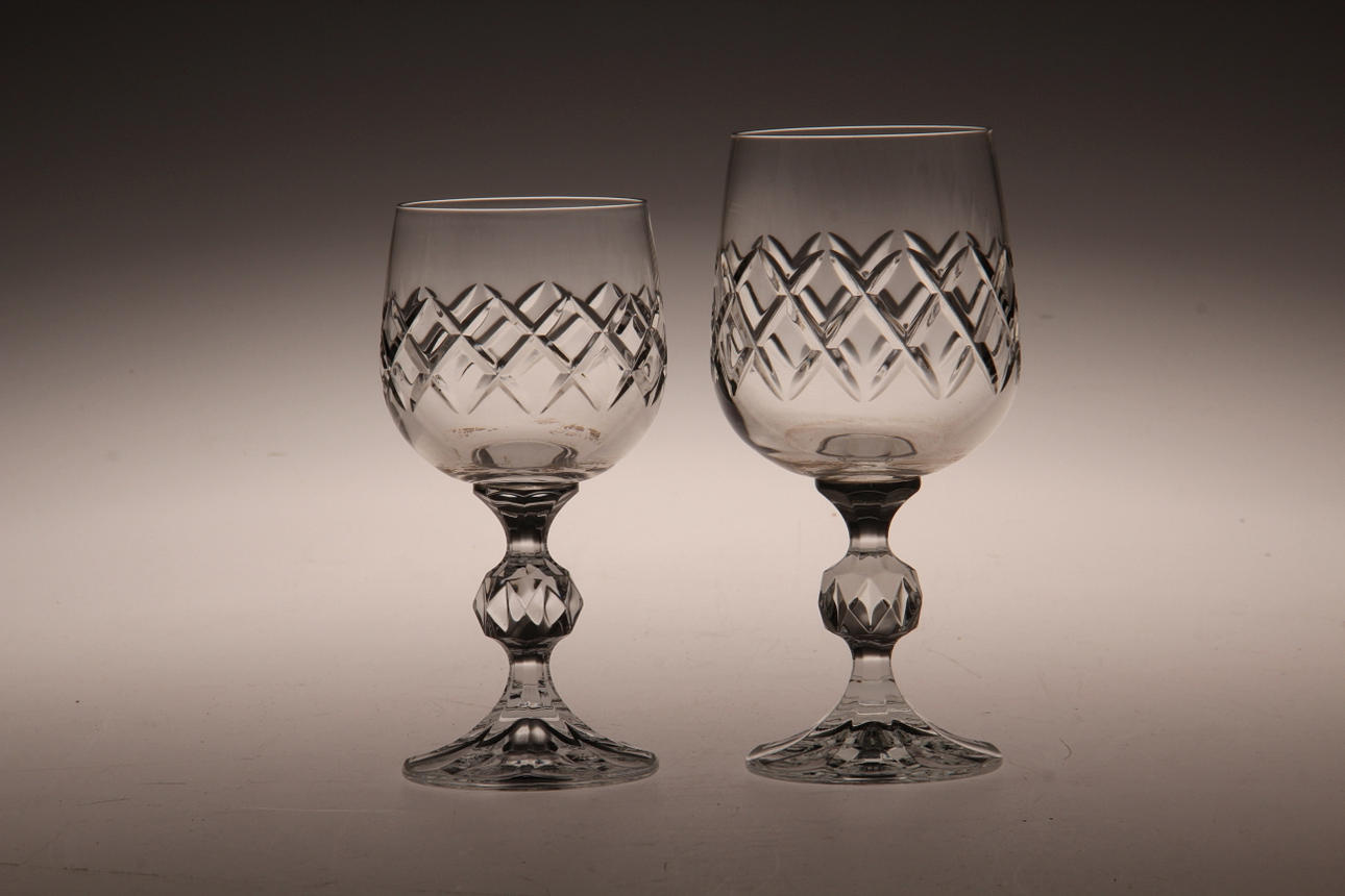 SERVIS, kristall, 17 delar, Sverige, 1900-talets första del.