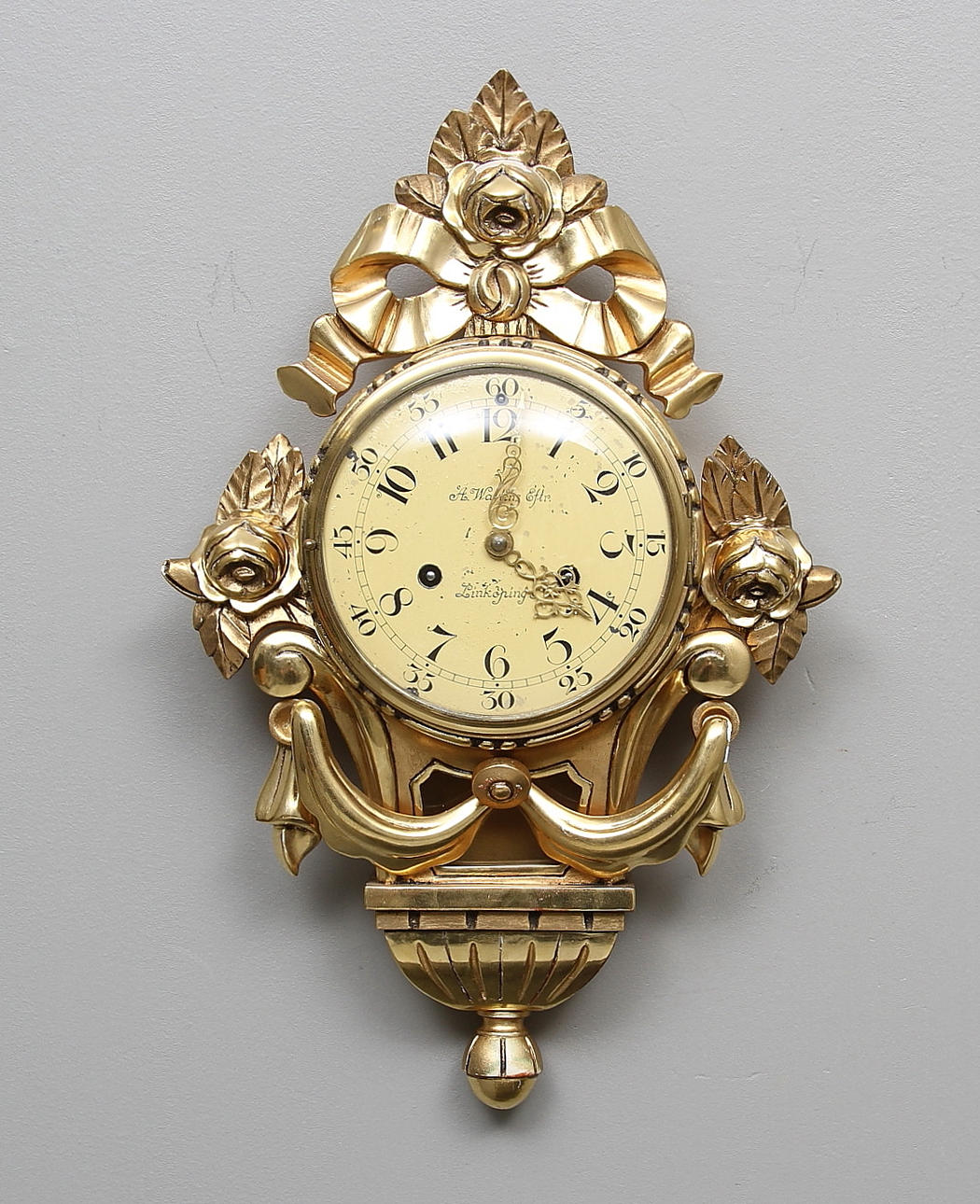 VÄGGUR, s.k guldpendyl, A. Wallins eftr. Linköping.