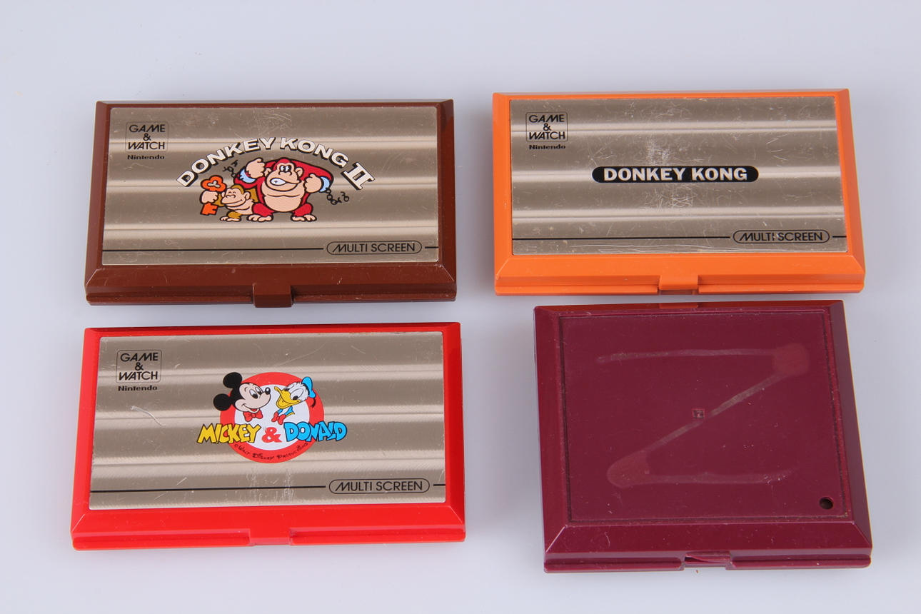 GAME AND WATCH, 4 st, Nintendo.