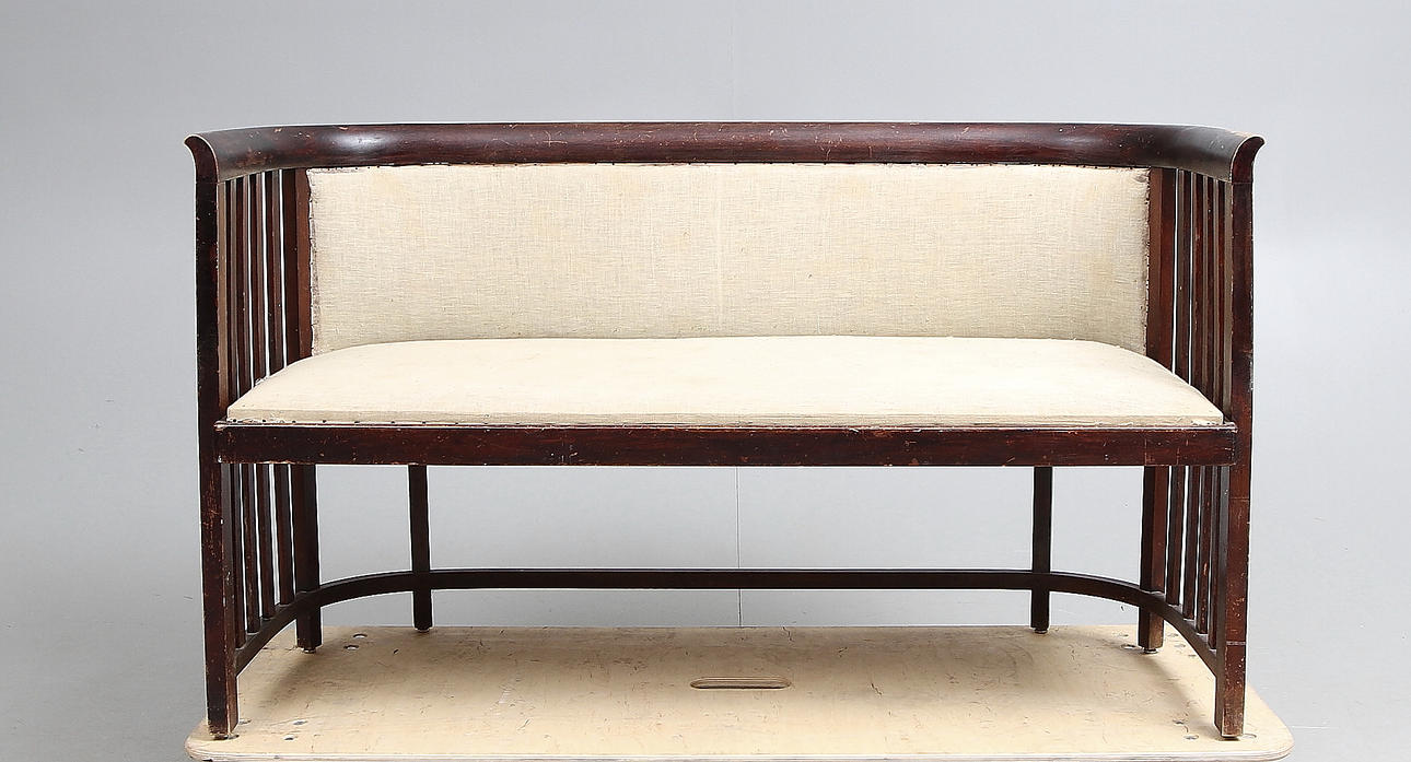 MARCEL KAMMERER. TILLSKRIVEN. Soffa, Österrike, tidigt 1900-tal.