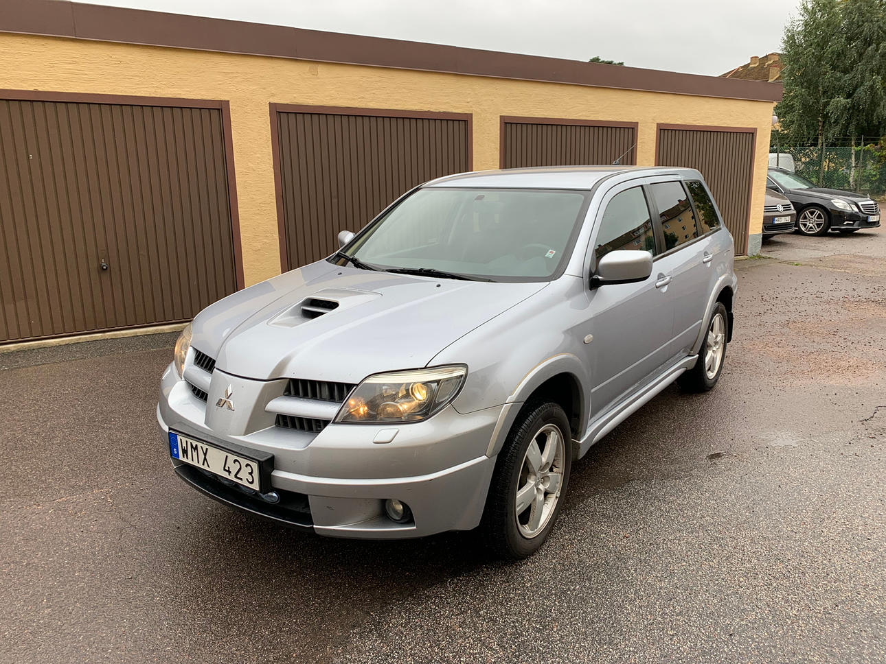 BIL, Mitsubishi Outlander Turbo, 2004.