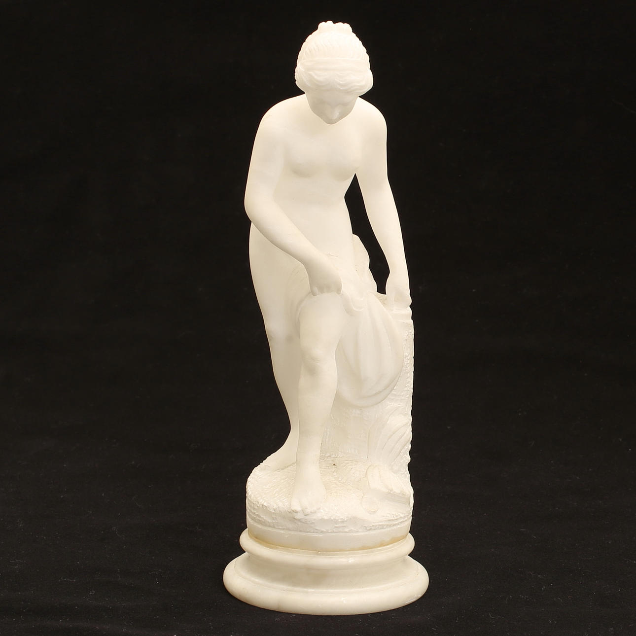FIGURIN, alabaster, 1900-tal.
