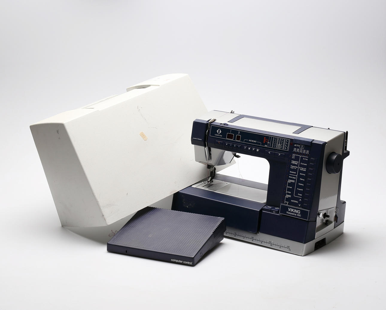 SEWING MACHINE, Viking 990, Husqvarna.