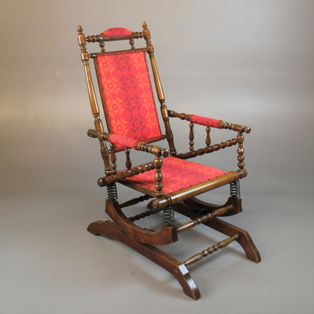 SCHAUKSTUHL "Amerikanischer Stil" 1900.