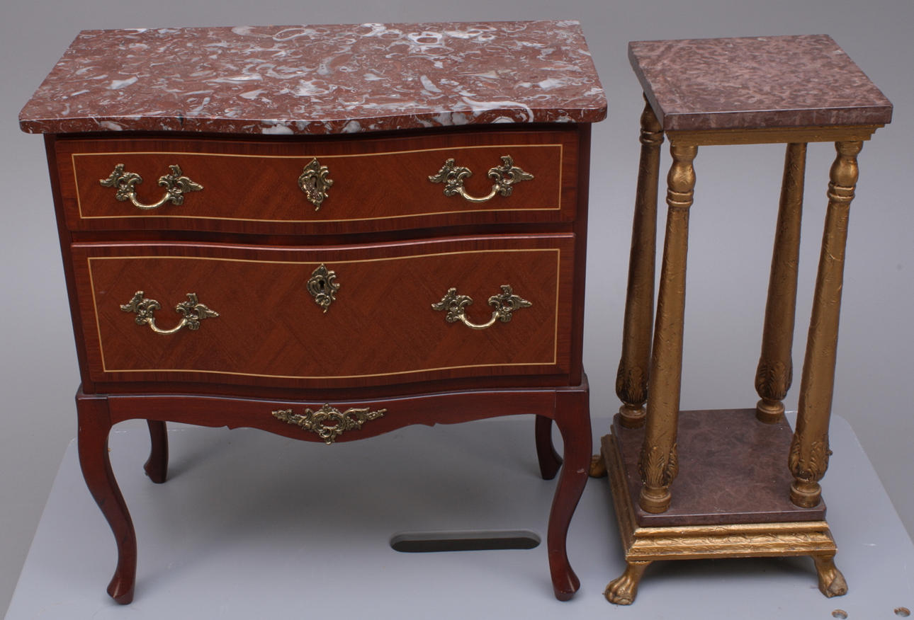 STILBYRÅ, trä, stenskiva, 2-lådig, rokokostil, 1900-tal + PIEDESTAL, 1900-tal.