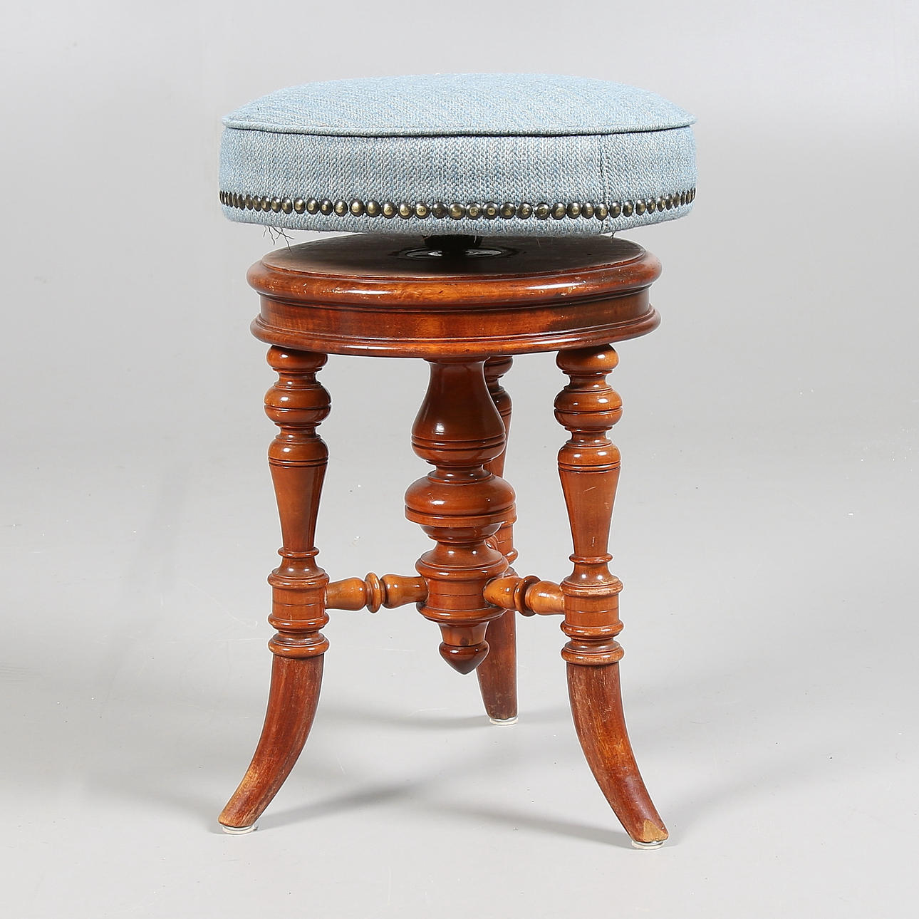 PIANOPALL, mahogny. Tidigt 1900-tal.