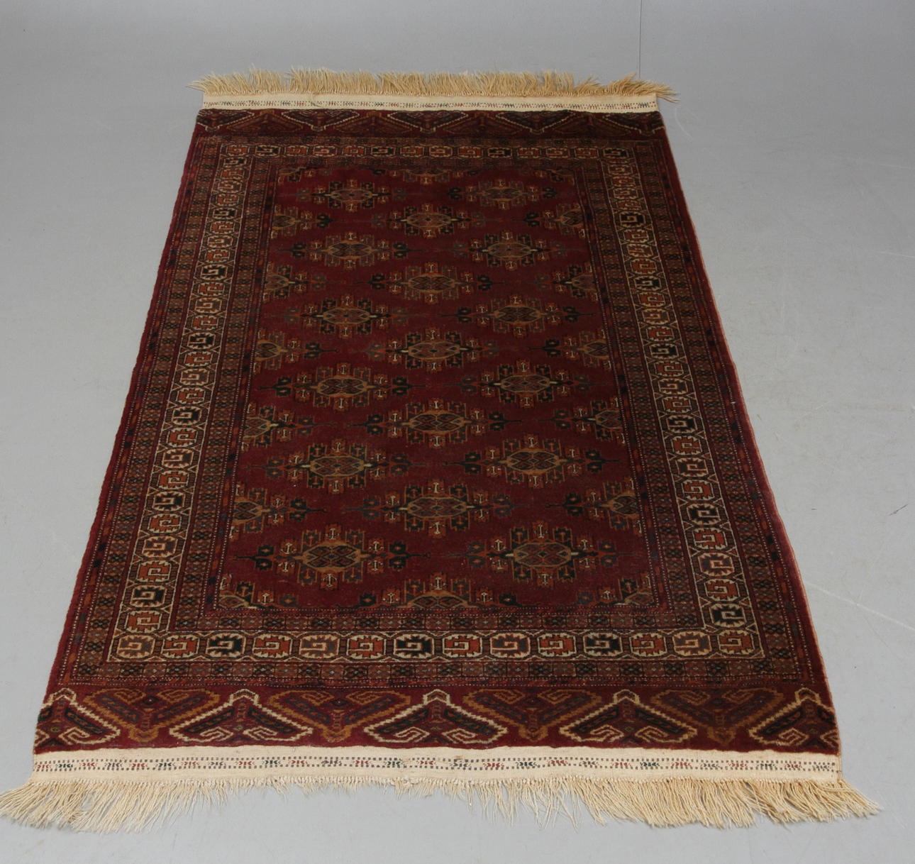 MATTA, orientalisk, ca 199 x 127 cm.