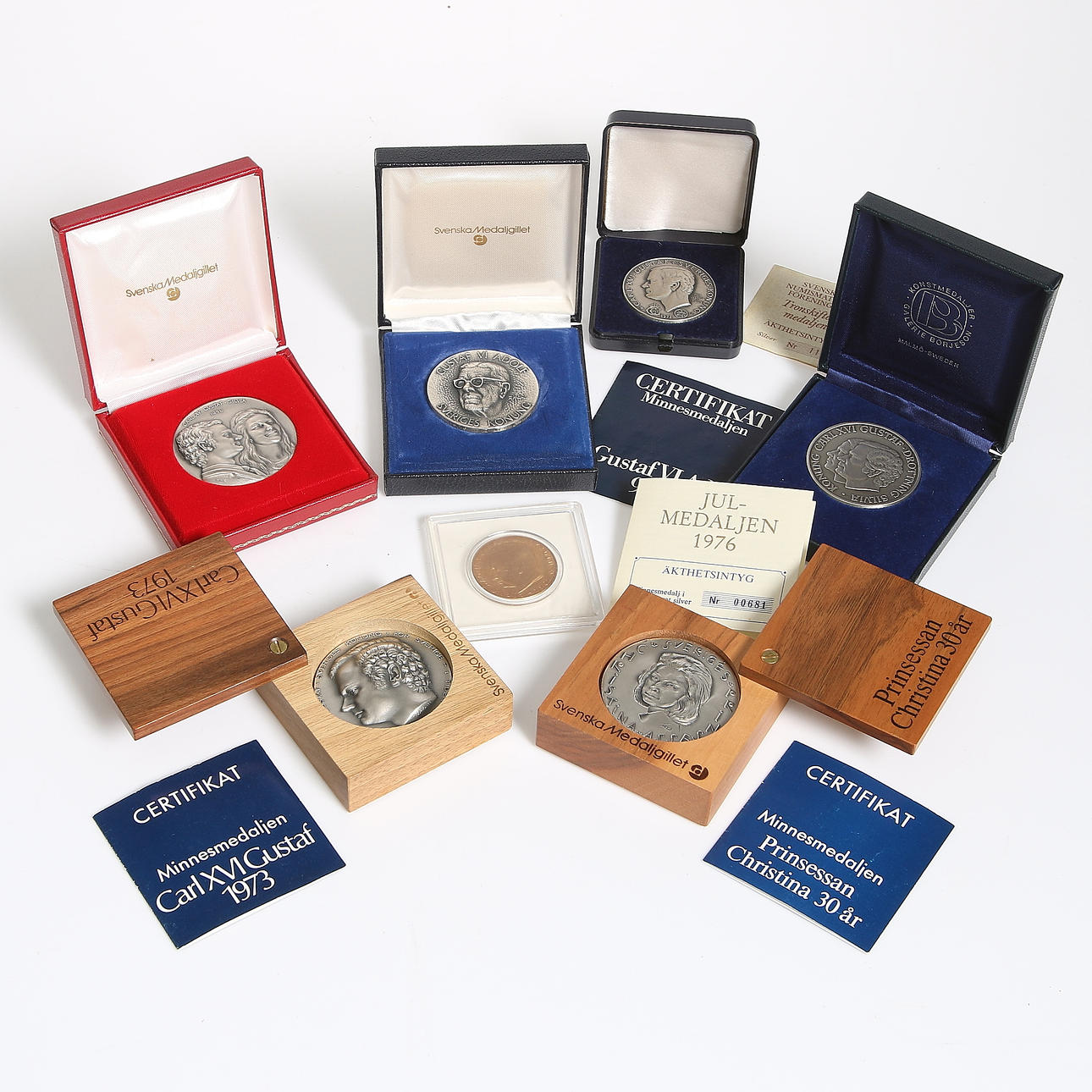 KUNGLIGA MINNESMEDALJER, 6 st. silver, 1900-tal. Vikt 359 gram.