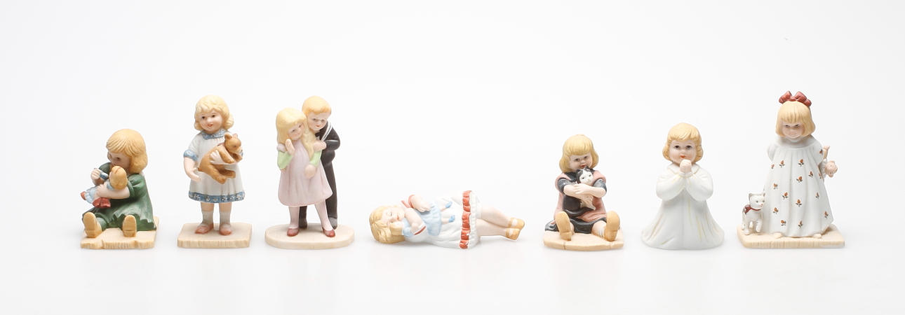 PORSLINSFIGURER, 7 st. Jenny Nyström.