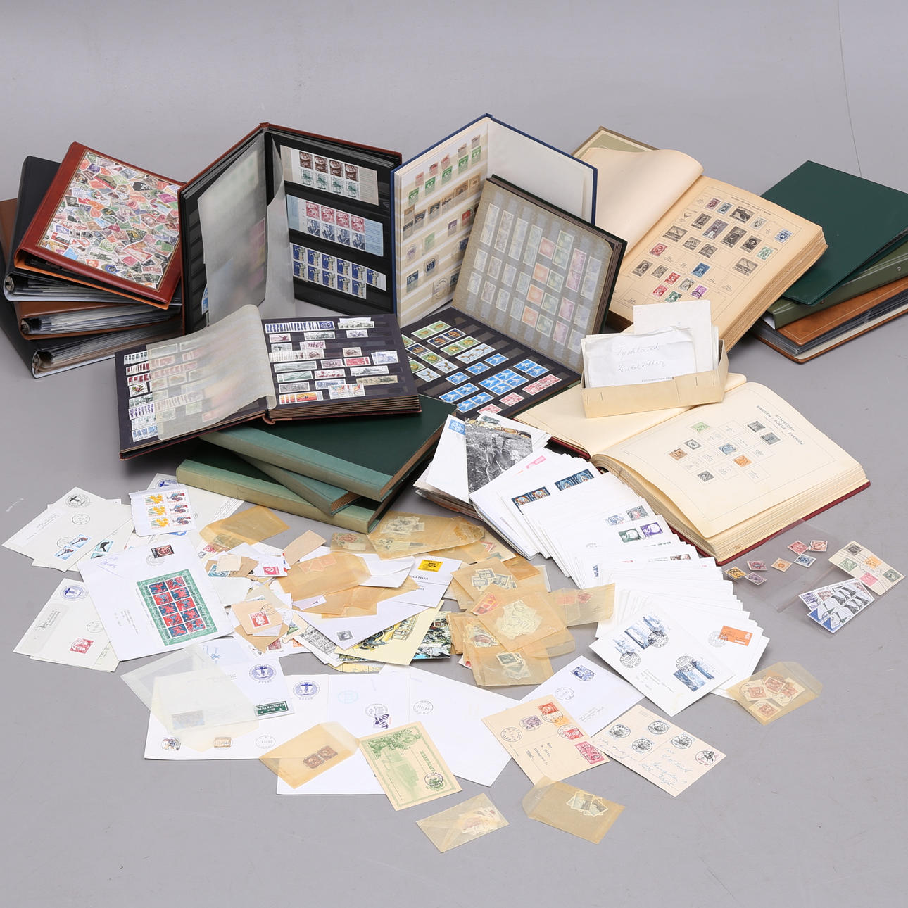 SELLOS, timbrados, sin timbrar, CARTAS PRIMER DIA etc.