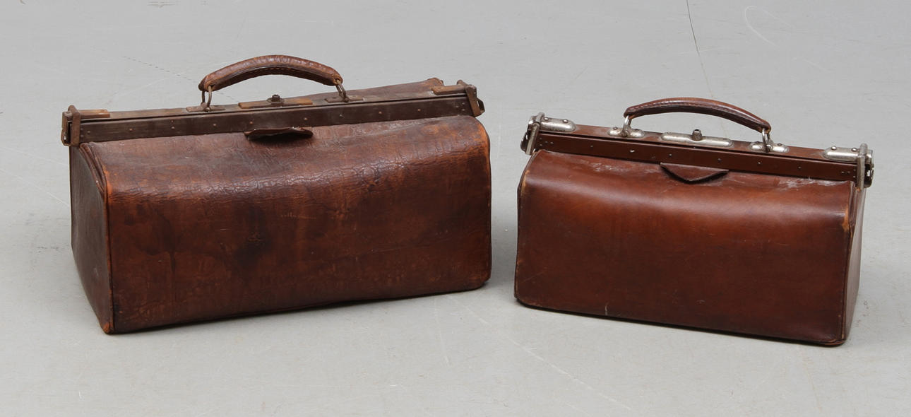DOKTORSVÄSKOR, 2 st, tidigt 1900-tal.