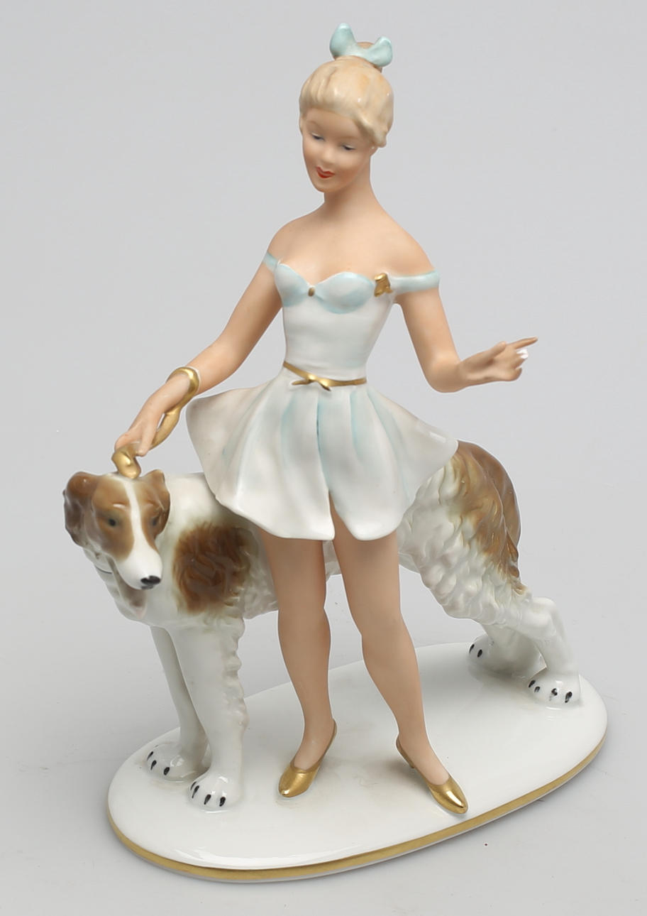 PORSLINSFIGUR Gerold Porzellan, flicka och vinthund.