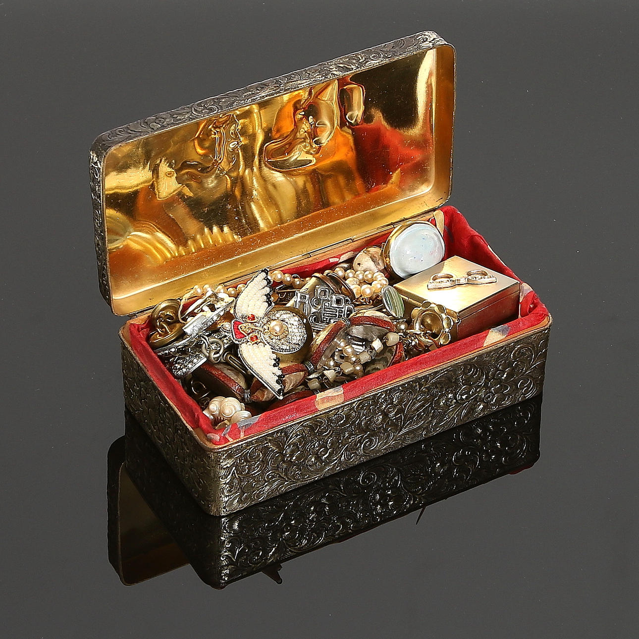 SMYCKESKRIN, orientaliskt, Japan och PARTI B BIJOUTERIER, 1900-tal.