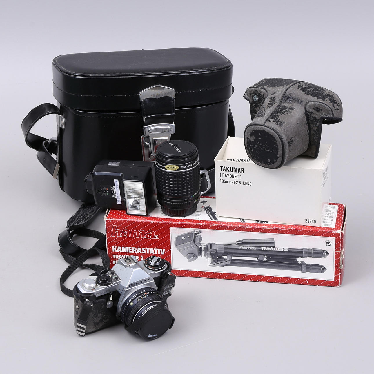 PENTAX ME Super mit Zubehör.