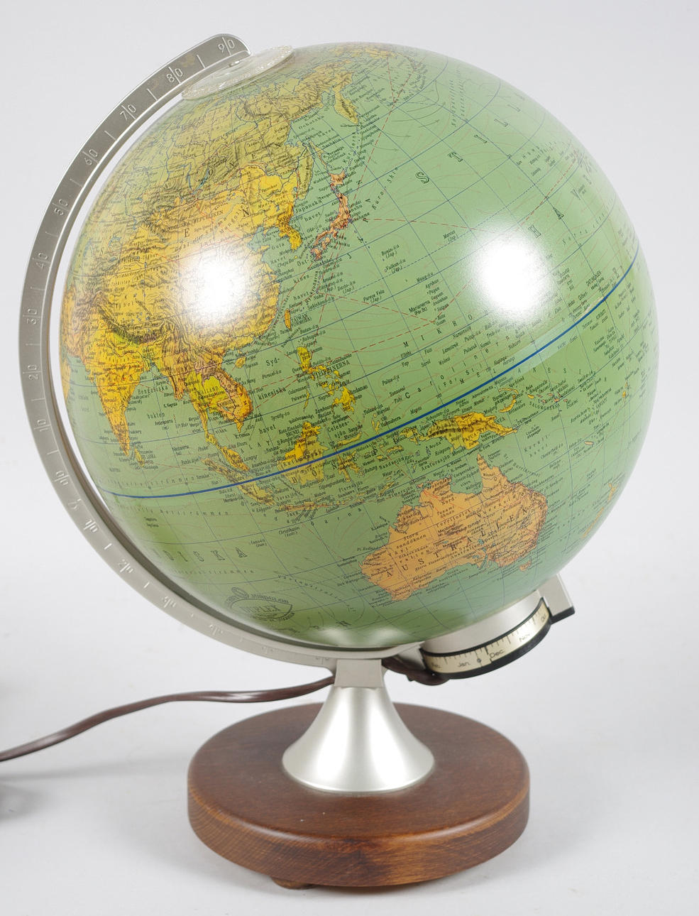 JORDGLOB, trä/plas, sent 1900-tal.