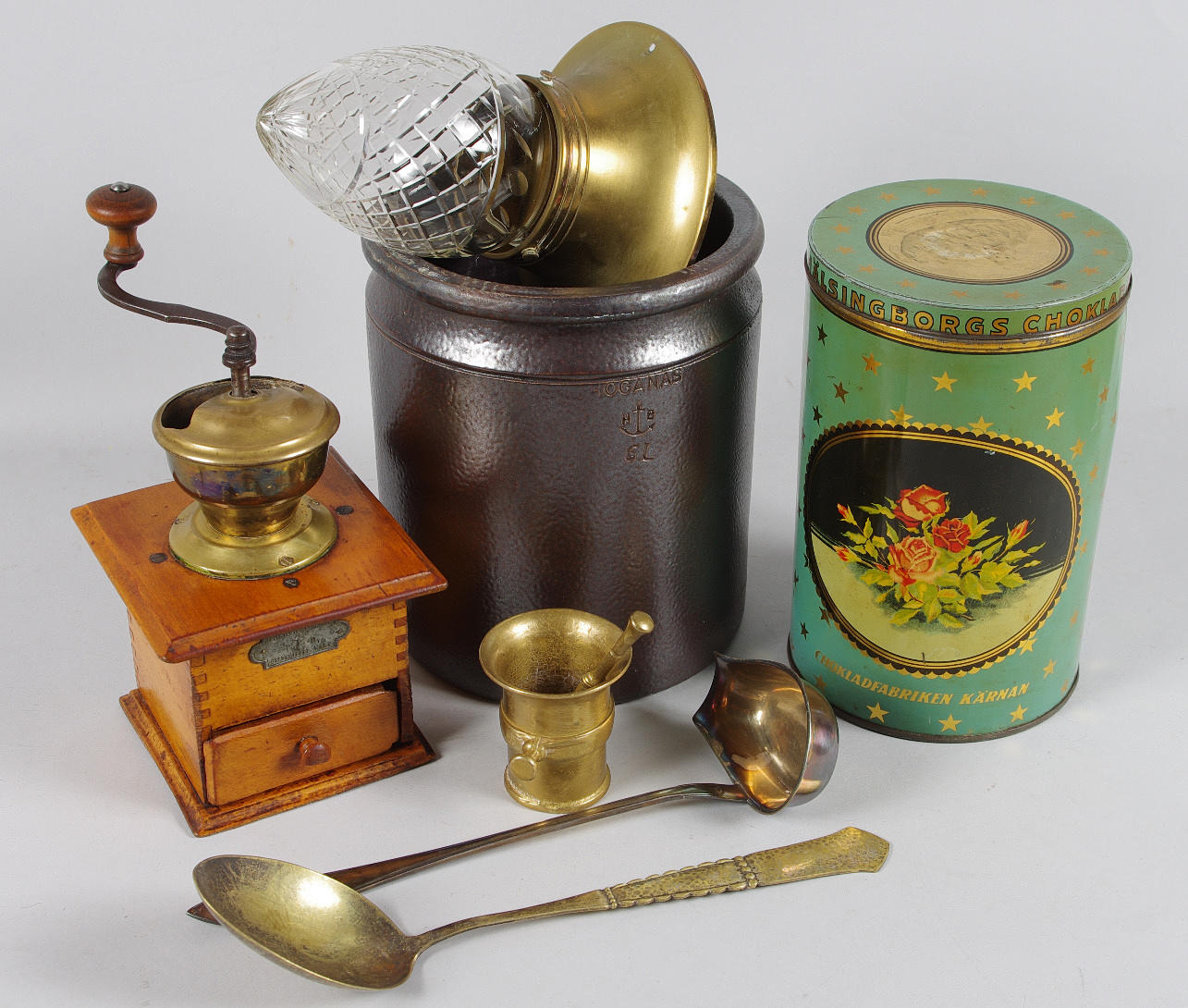 KRUS, KAFFEKVARN, BURK M.M., bl.a. Höganäs 6L.