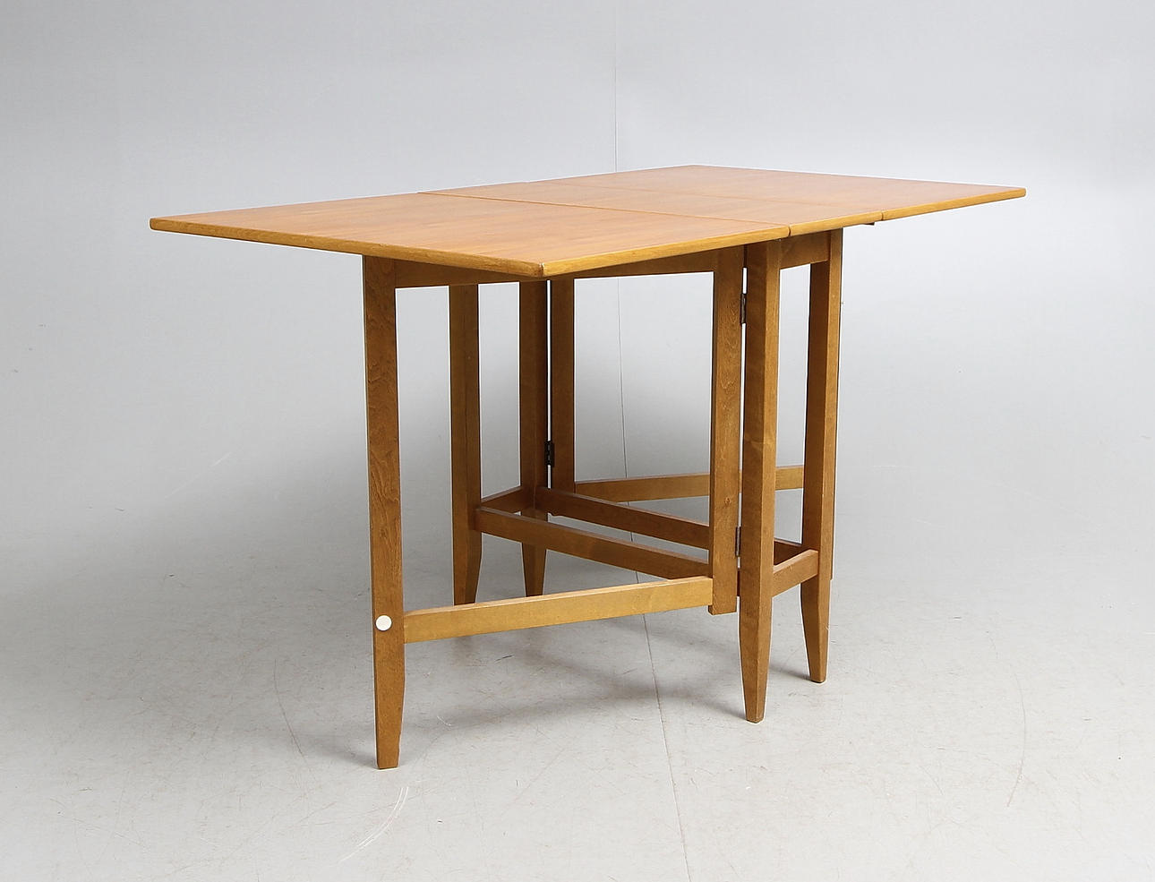 SLAGBORD, teak, Edsbyverken, 1900-talets andra hälft.