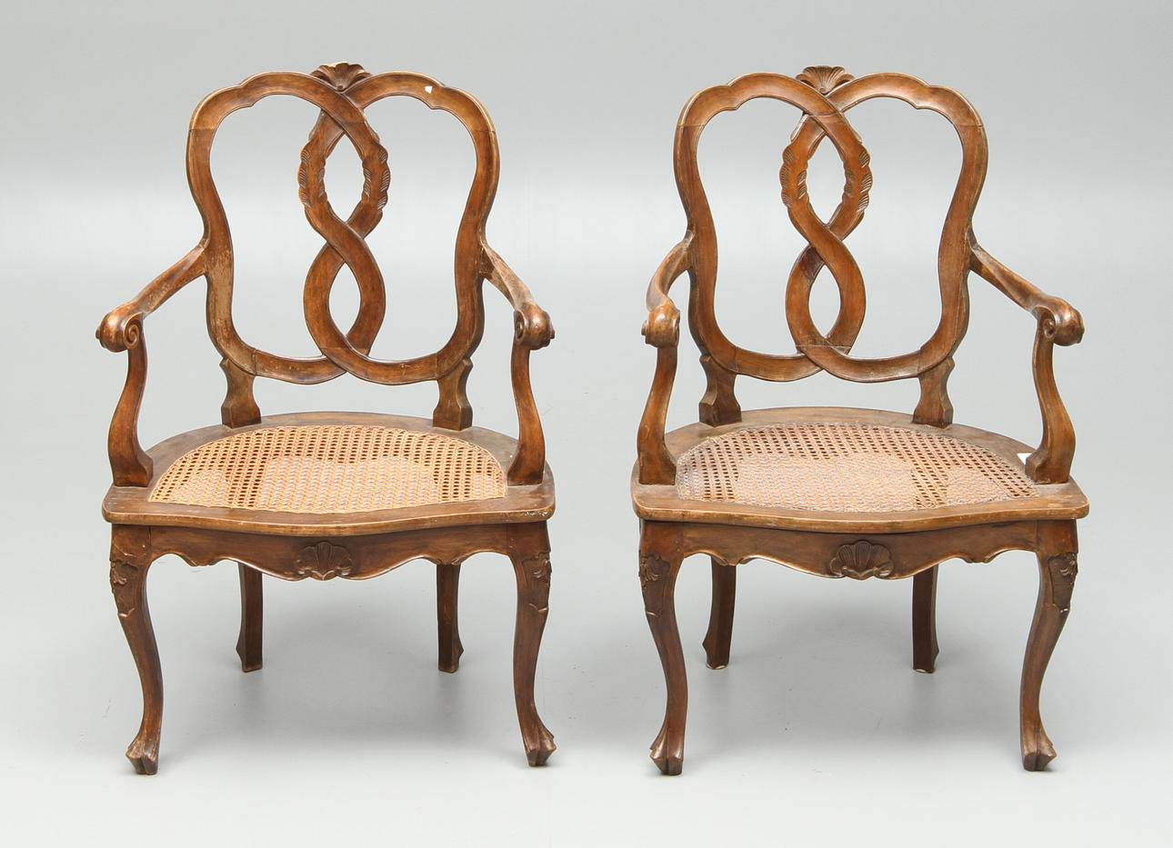 KARMSTOLAR, 1 par, rokokostil, 1900-talets första hälft.