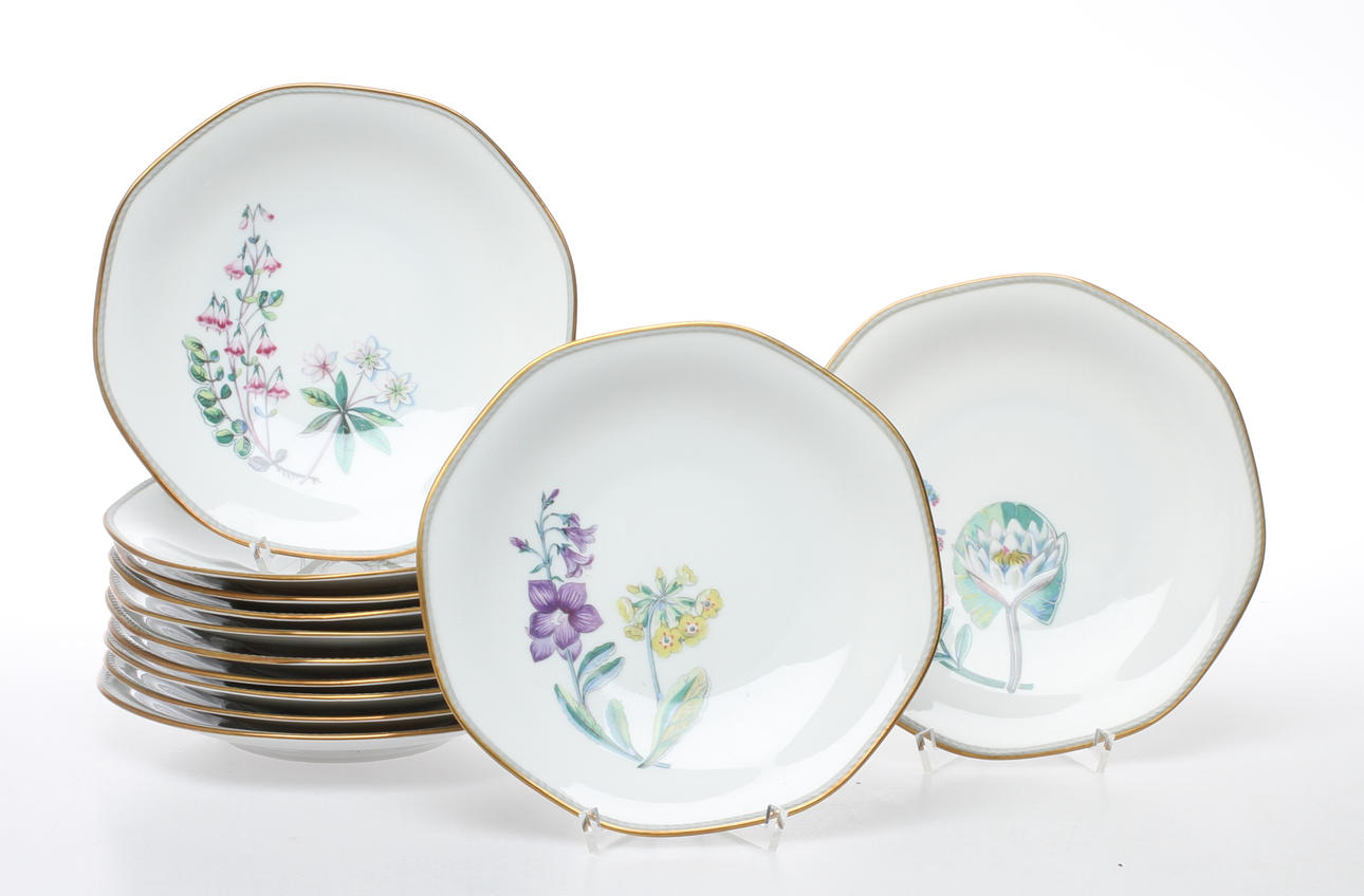 ASSIETTER, 12 st, porslin, Louise Adelborg Rörstrand.