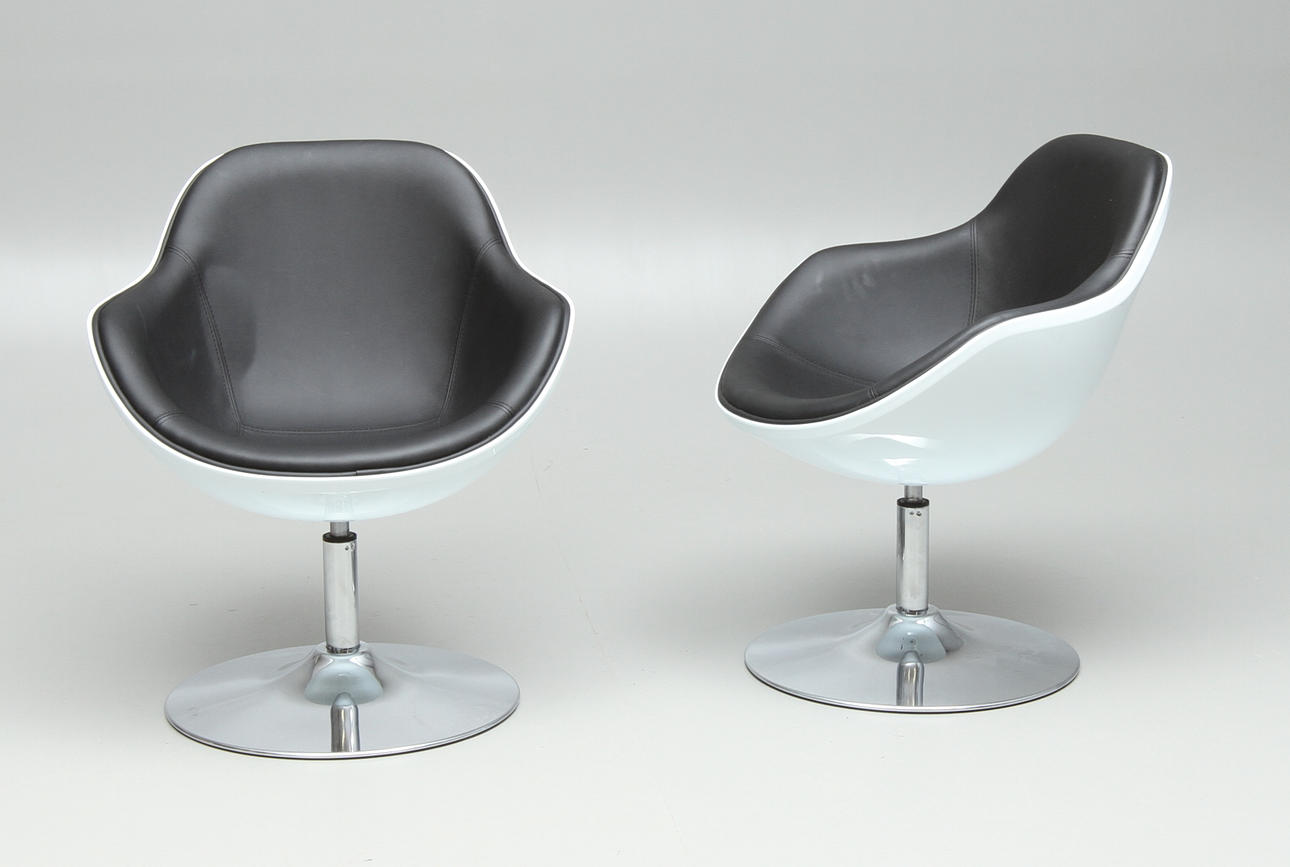 FÅTÖLJER, 1 par, plast och krom, 1900/2000-tal.