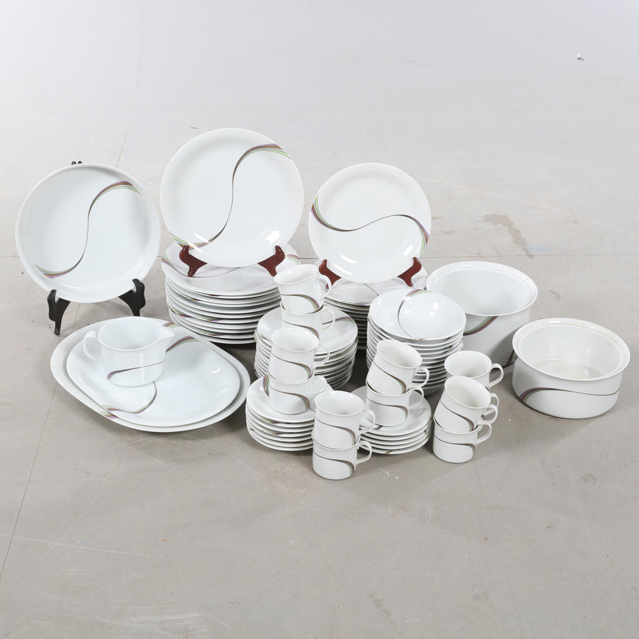 BERTIL VALLIEN. servis, 78 delar,"Space" Rörstrand.