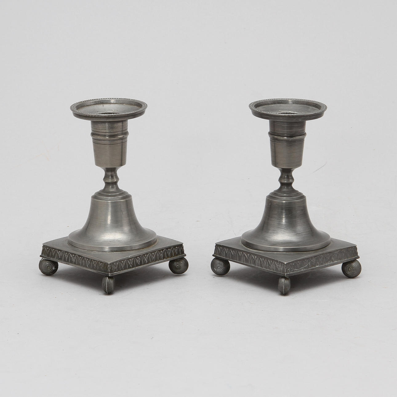 LJUSSTAKAR, 1 par, tenn, 1960.