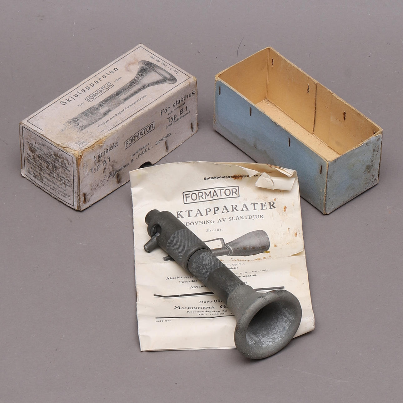 SHOOTING DEVICE for home slaughter, type A1, Formator, 1939.
