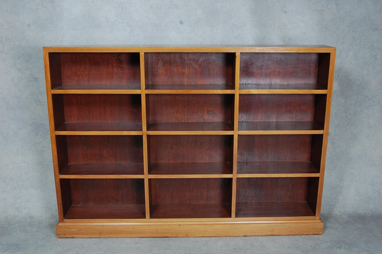 BIBLIOTEKSINREDNING, 1920-tal.