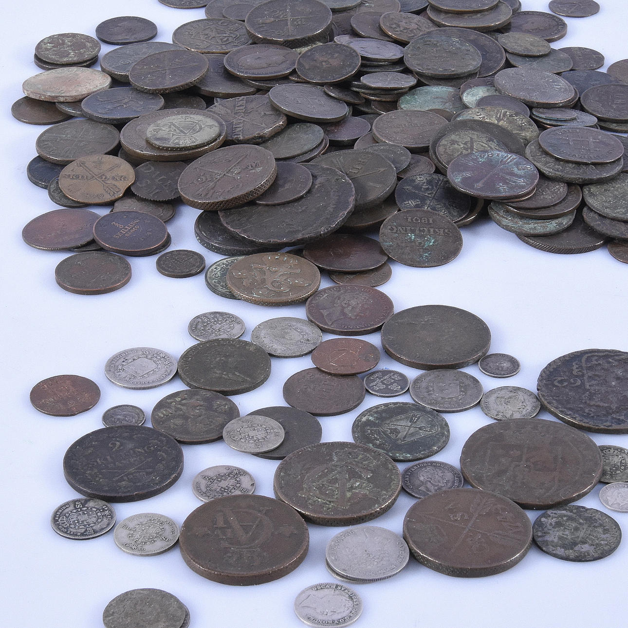 SILVER AND COPPER COINS, approx. 250, 1600-1872.