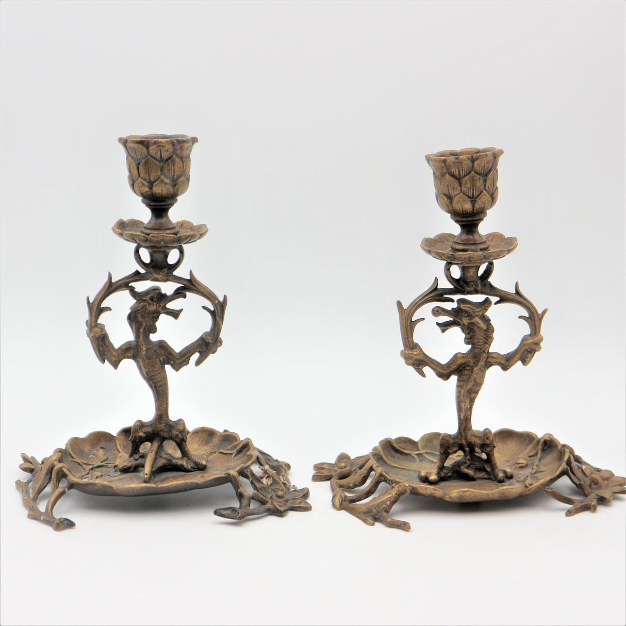 ARAÑA BRONCE CHINA ANTIGUA.