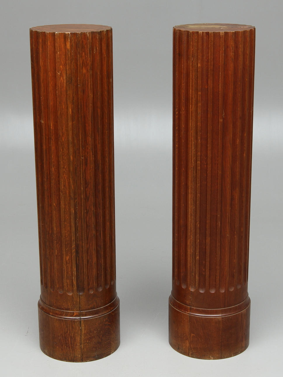 PIEDESTALER, 1 par, sengustaviansk stil, 18/1900-tal.