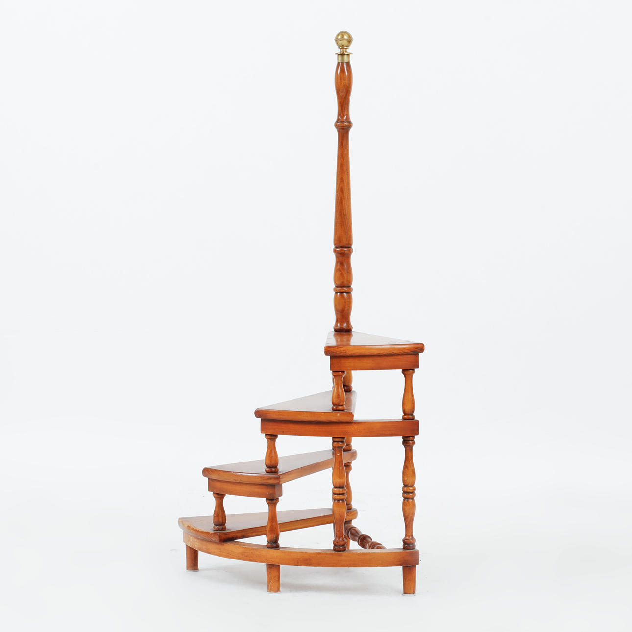 LIBRARY LADDER, Reprodux, England. Furniture - Other - Auctionet