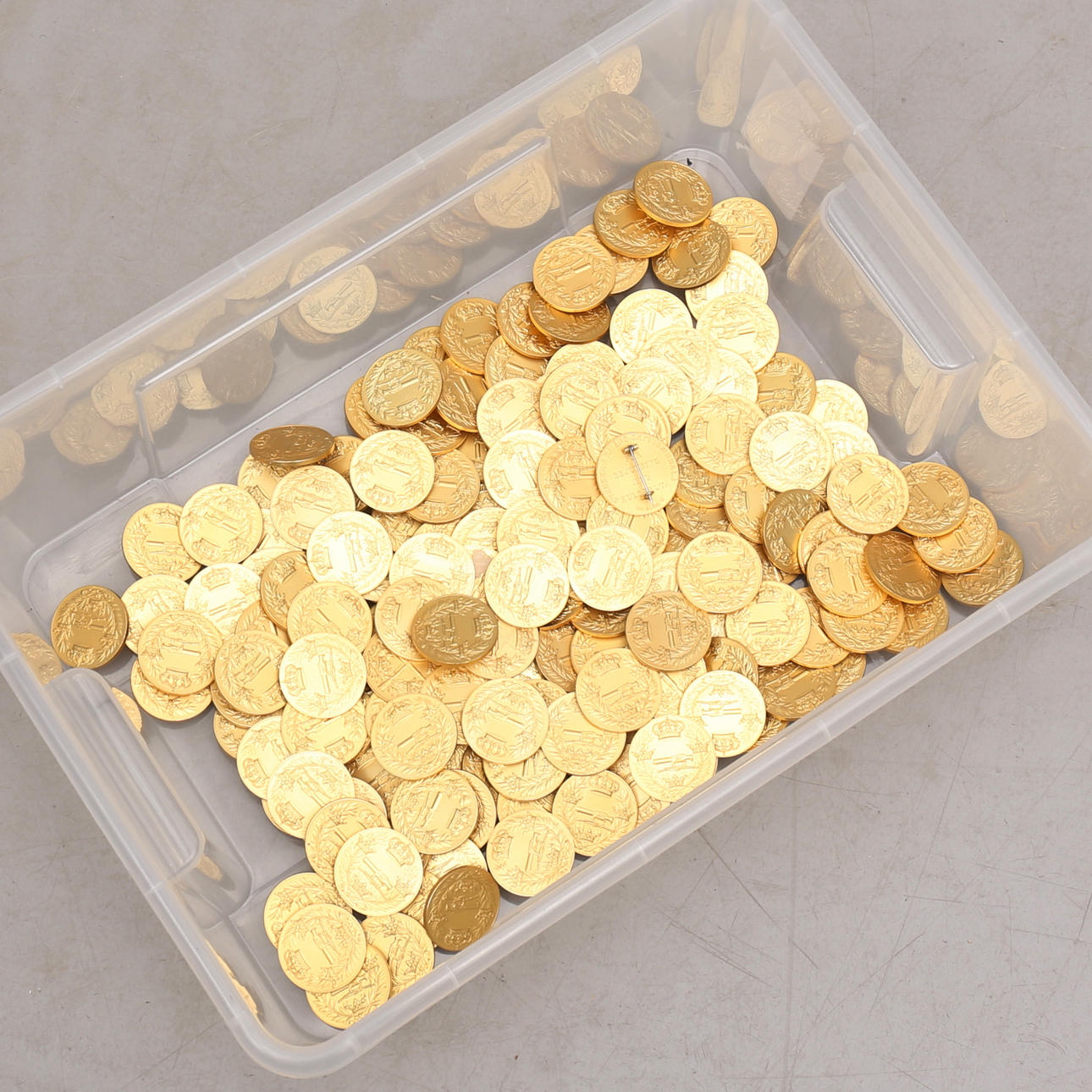 MEDALS, large A Collection, gilded silver, mostly 925, 3090 grams.