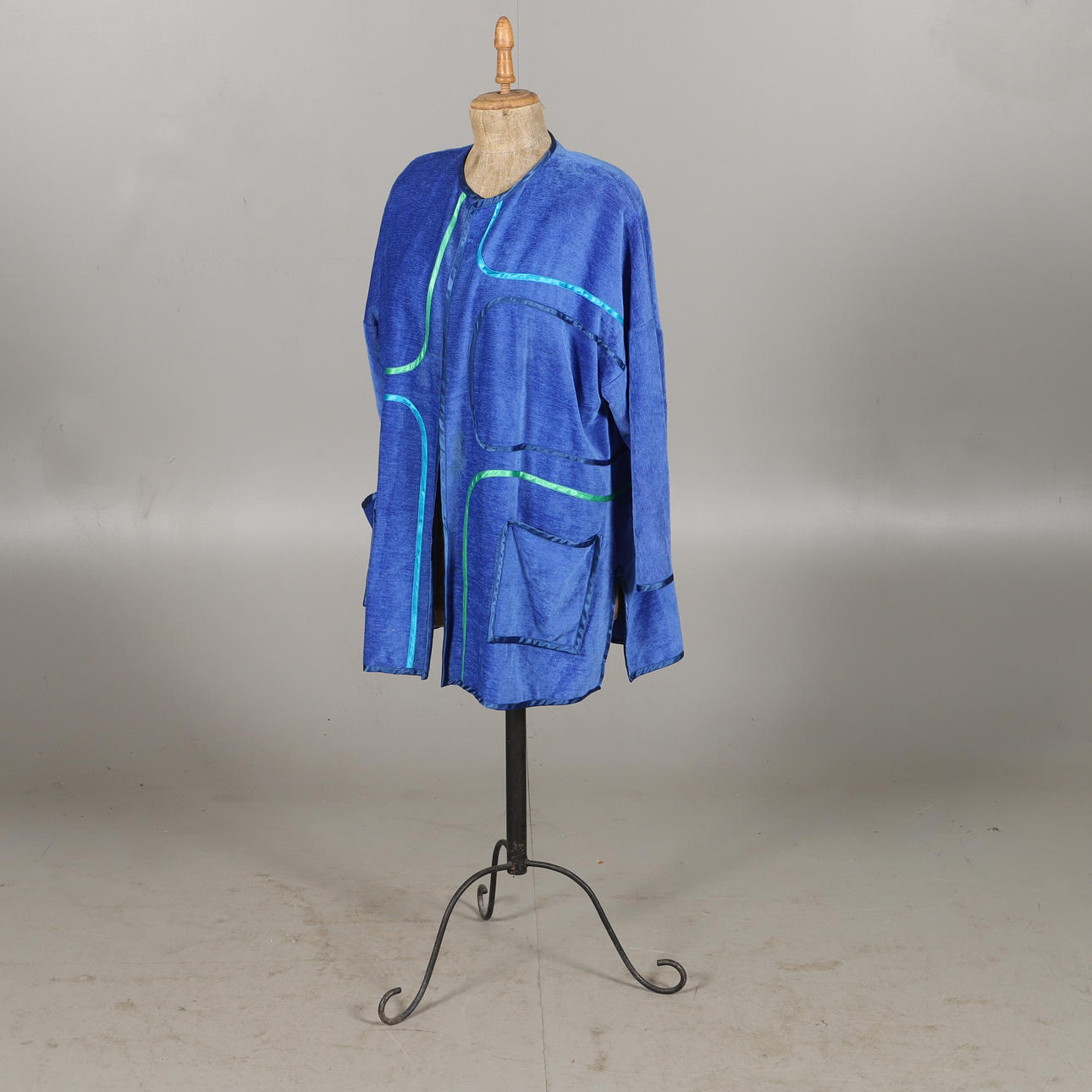 KAVAJ, Annikki Karvinen.