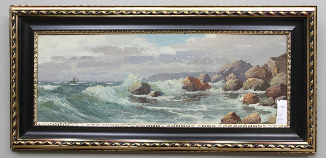 OKÄND KONSTNÄR. Kustlandskap med segelbåt, måsar och klippor. Olja på duk. Signerad H.Boye.