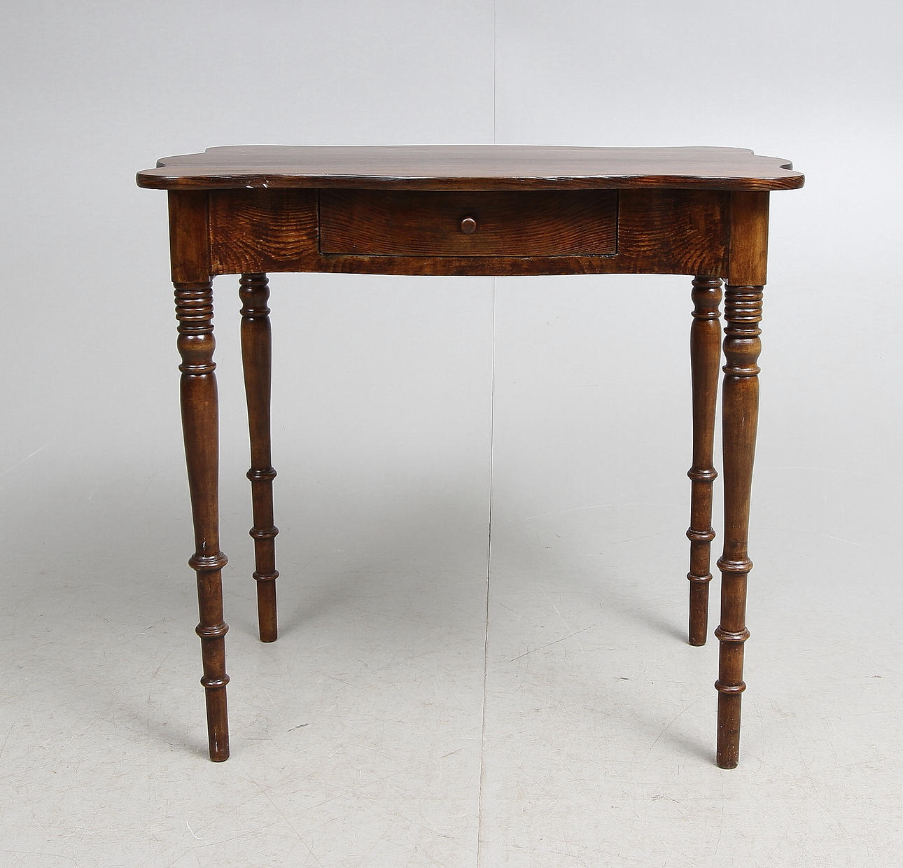 BORD MED LÅDA, 1800 tal.