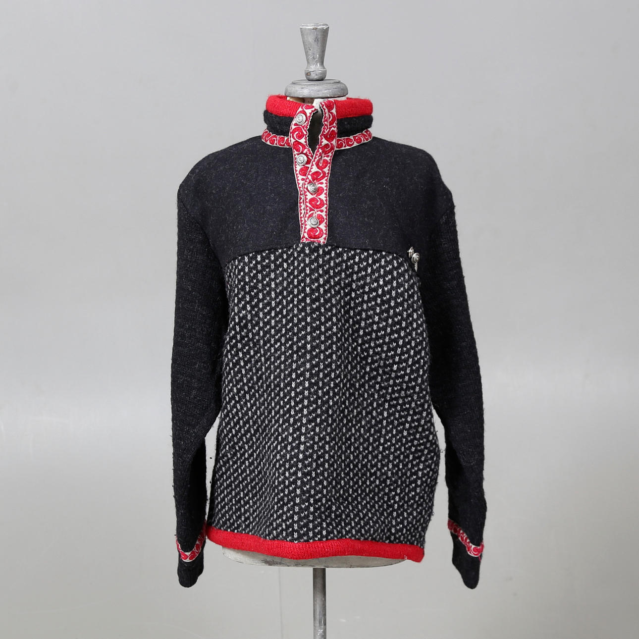 Strickjacke/ PULLOVER und HUT, Scandinavian Score, Norwegen.