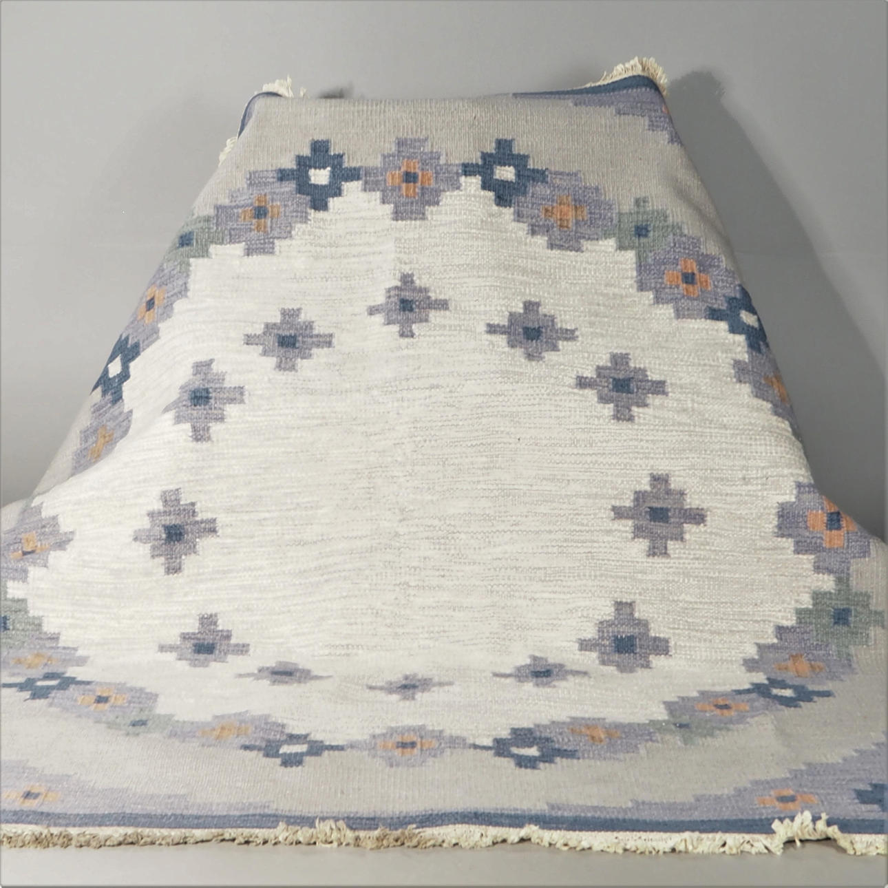 MATTA, rölakan, kvadratisk.