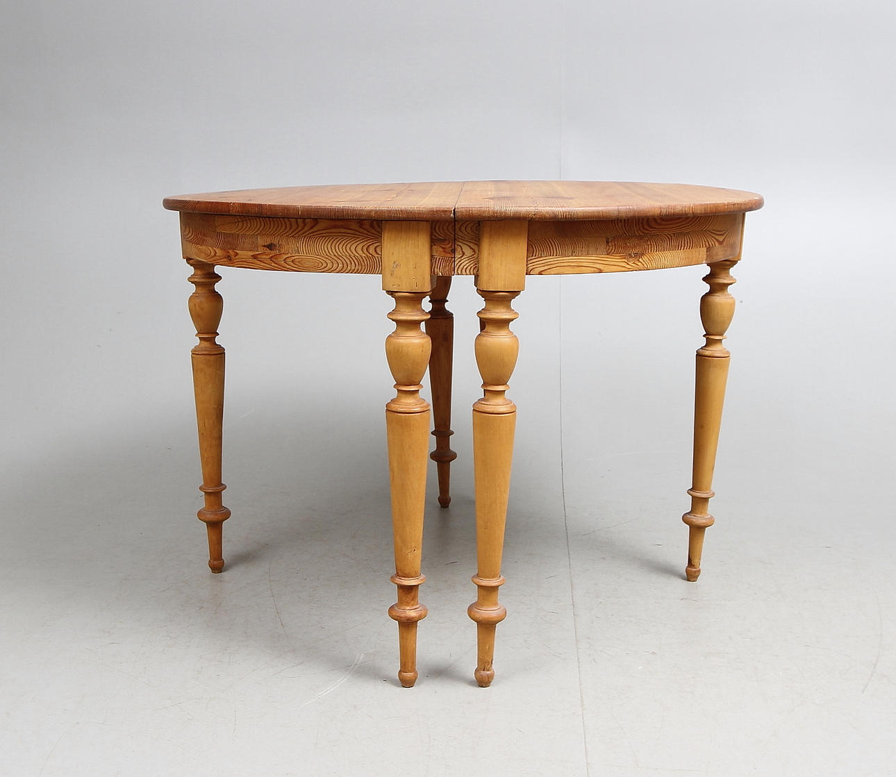 MÅNBORD, två delar, 1800-tal.