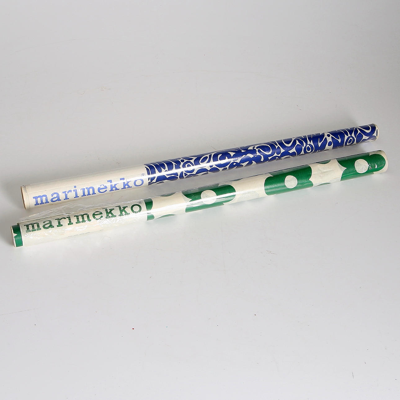 PRESENTPAPPER, 2 st rullar, Marimekko. 1970/80-tal.