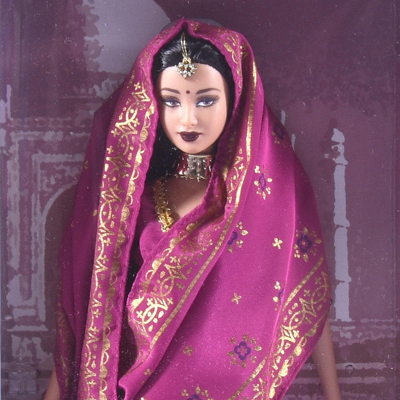 MUÑECA BARBIE, Princesa de la India, Mattel, 2000.