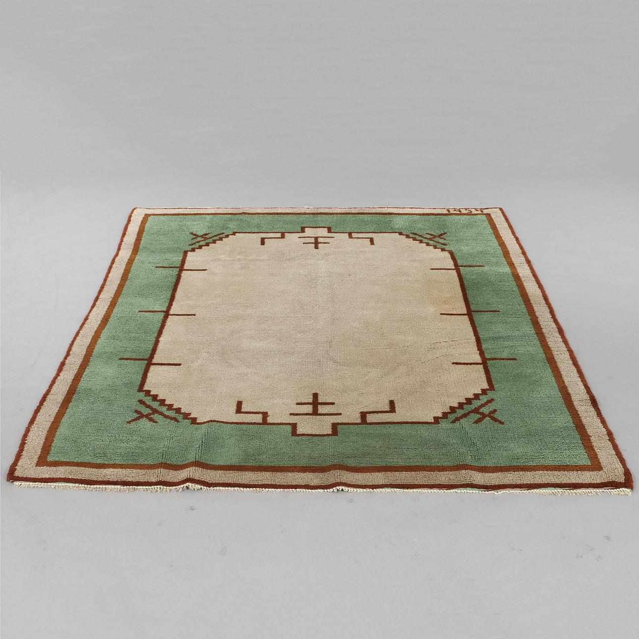 MATTA, flossa, daterad 1934. 195 x 225 cm.