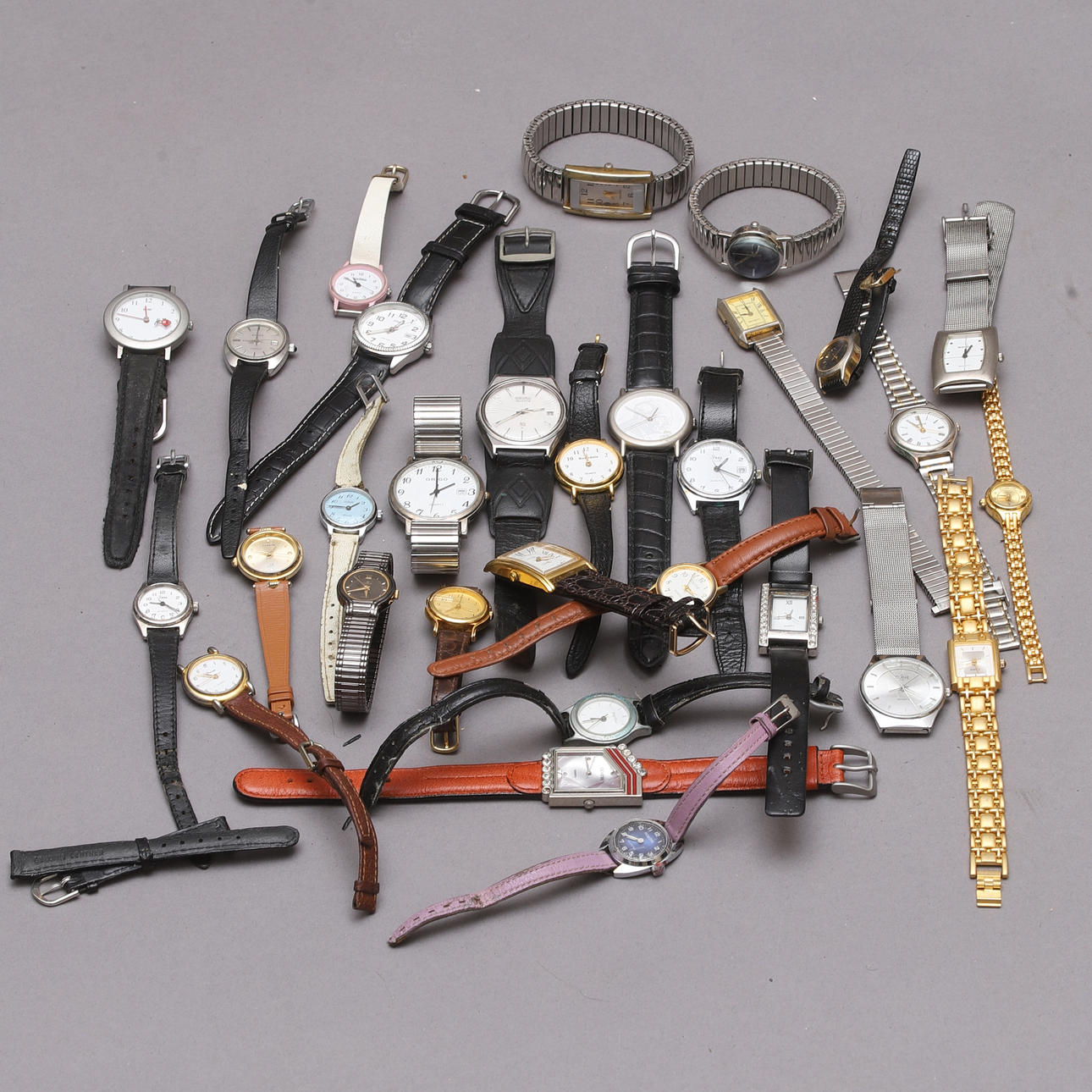 A Collection WATCH, 30 pcs, Quartz.