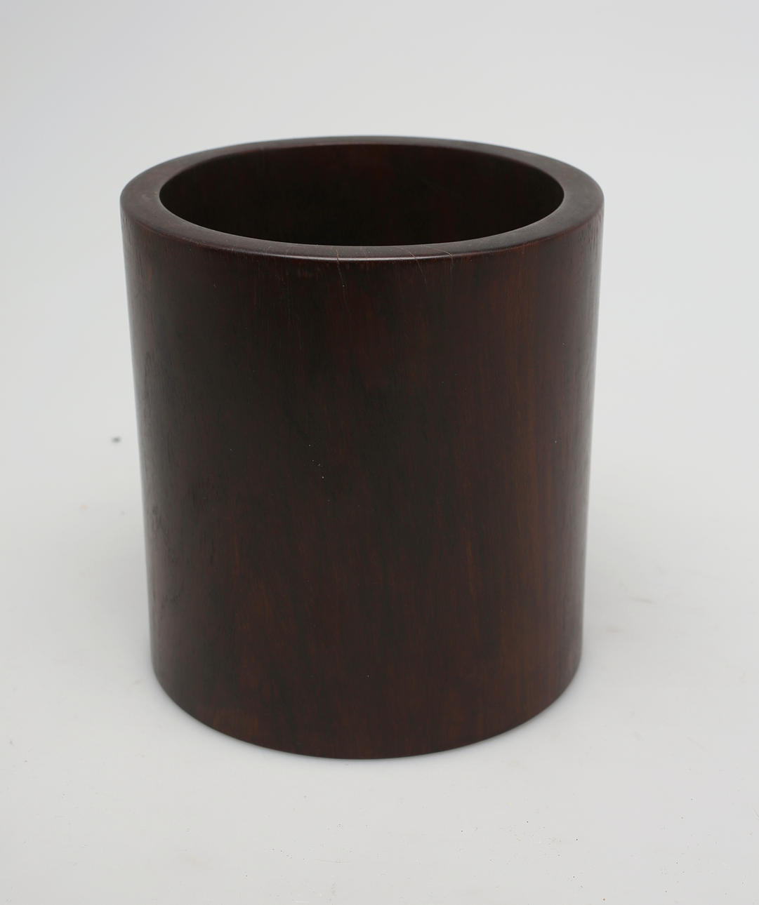 PENSELVAS, troligen rosenträ.