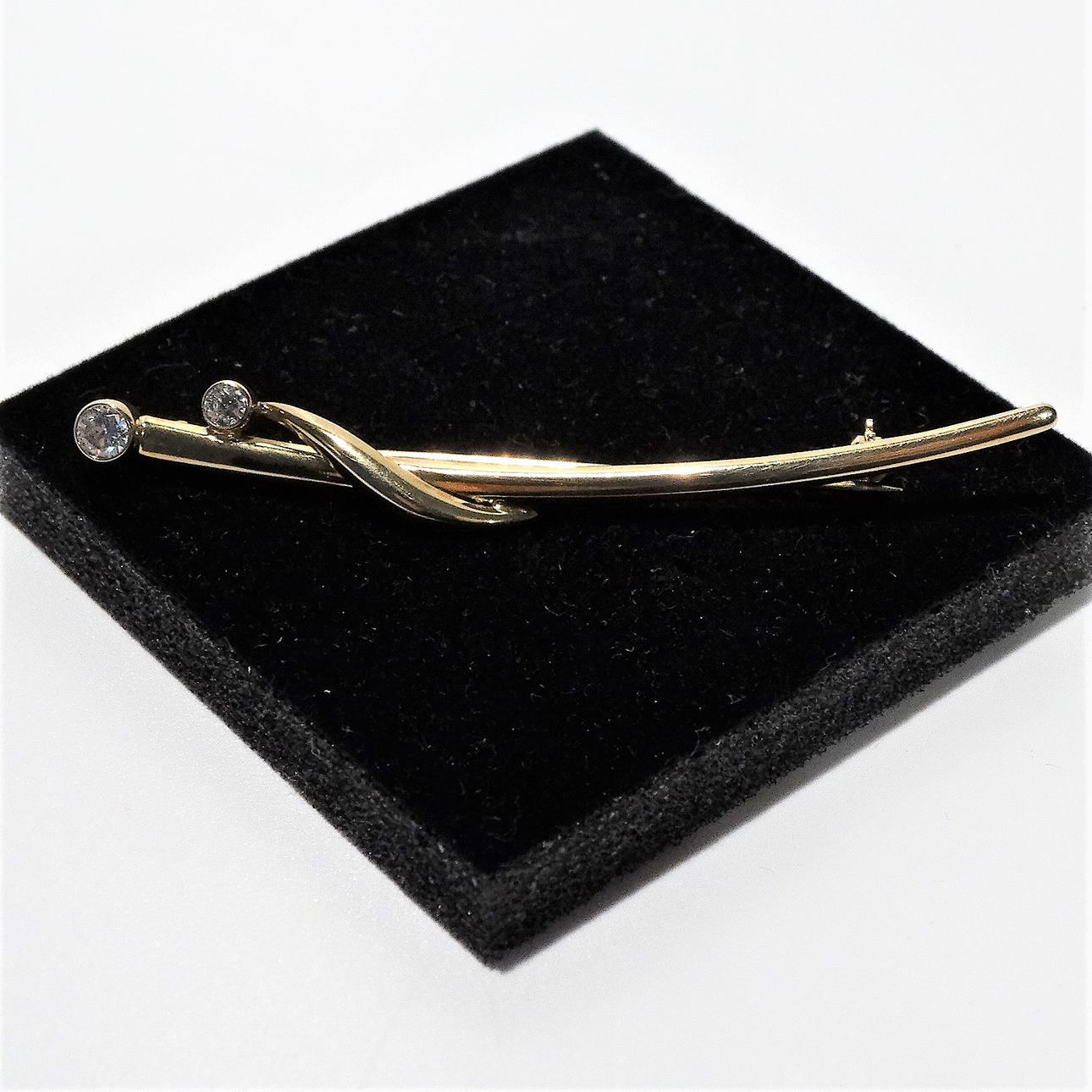 BROOCH, yellow gold 333.