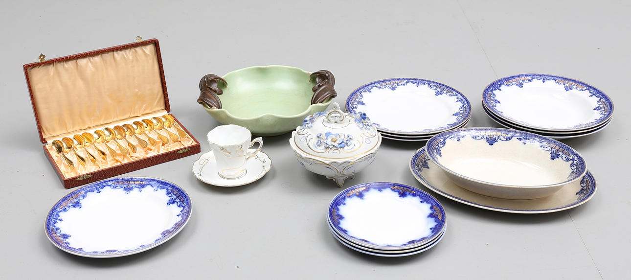 PARTI PORSLIN (27), bl.a Gustavsberg, Upsala-Ekeby, Rosenthal, 1900-tal.